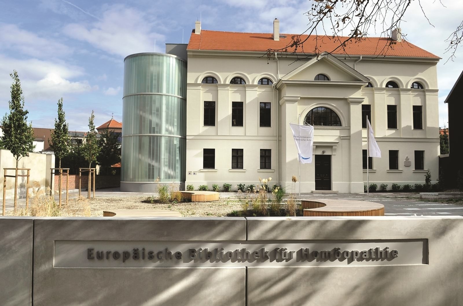 Europäische Bibliothek für Homöopathie Front